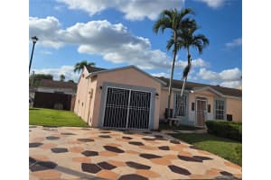 6771 Nw 199th Ter, Hialeah