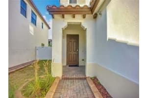 3884 93rd Ave, Pembroke Pines, FL 33025, Sold 03/26/25