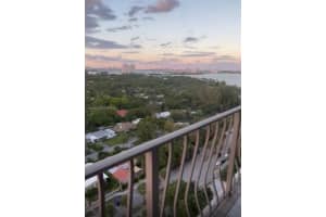 780 Ne 69 1608, Miami