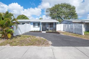 331 NE 57th Ct, Oakland Park, FL 33334, Sold 04/17/25