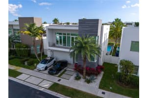 10580 NW 68th Terrace, Doral, FL 33178, Sold 04/15/25