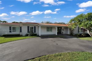 8504 SW 75th St, Miami, FL 33143, Sold 04/29/25