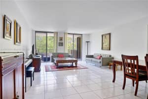 161 Crandon Blvd APT 212, Key Biscayne, FL 33149, - MLS#A11744106