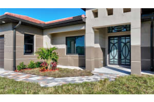 257 Lisette ST, Fort Myers, FL 33913 - MLS#A11744138