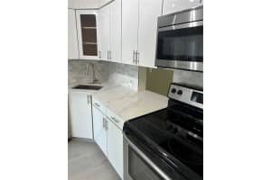 1530 NE 191st St APT 124, Miami, FL 33179, Sold 07/14/25