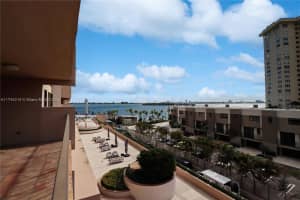 1800 NE 114th St, Miami, FL 33181, Sold 05/12/25