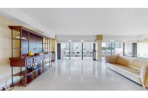 1800 NE 114th St, Miami, FL 33181, Sold 05/12/25