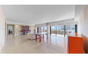 1800 NE 114th St, Miami, FL 33181, Sold 05/12/25