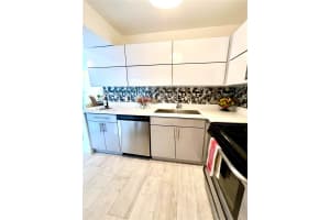 ELDORADO TOWERS, 3625 N Country Club Dr APT 404, Aventura, FL 33180, - MLS#A11744230
