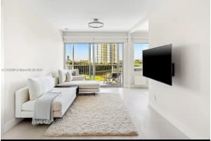 300 Diplomat Pkwy APT 811, Hallandale Beach, FL 33009, - MLS#A11744287