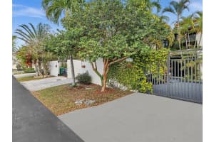 10477 SW 80th St, Miami, FL 33173, Sold 04/11/25