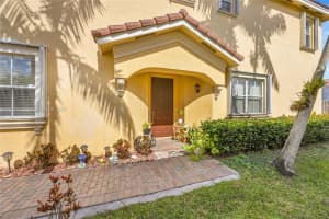 965 SW 149th Ct, Miami, FL 33194, Sold 04/18/25