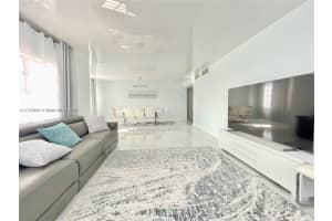 1980 S Ocean Dr APT 15Q, Hallandale Beach, FL 33009, - MLS#A11744518