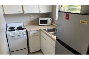 90 Isle Of Venice Dr 1 Fort Lauderdale, FL 33301 - MLS#A11744573