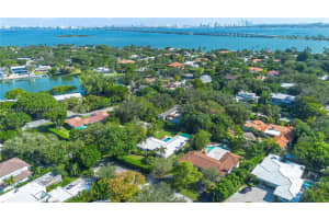 550 Pidgeon Plum Ln, Miami, FL 33137, - MLS#A11744592