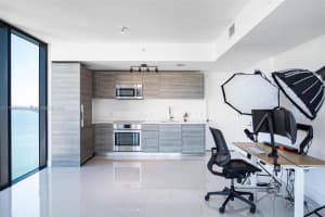 650 NE 32nd St, Miami, FL 33137, Sold 04/22/25