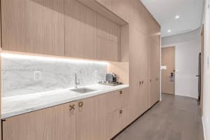 801 S Miami Ave # 205, Miami, FL 33130, Sold 08/31/25