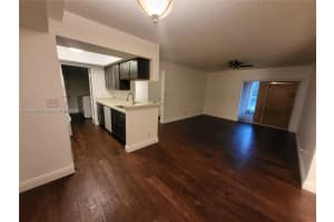 5654 Rock Island Rd 222, Tamarac
