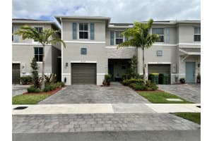 829 Se 17th St 1, Homestead