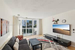 3001 S Ocean Dr, Hollywood, FL 33019, Sold 03/25/25