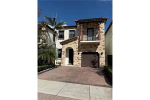 10369 NW 70th Ln, Doral, FL 33178, Sold 05/30/25