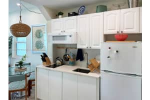 335 Ocean Dr APT 139, Miami Beach, FL 33139, Sold 07/07/25