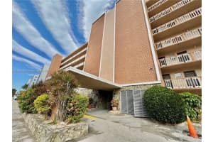 301 Ne 14th Ave 201, Hallandale Beach