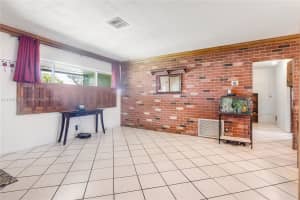 721 SW 70th Ave, Pembroke Pines, FL 33023, Sold 04/28/25