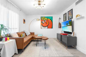 1990 NW 4th Ct, Miami, FL 33136, Sold 04/30/25