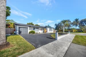 10205 SW 106th St, Miami, FL 33176, Sold 04/07/25