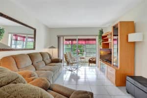 2801 NW 47th Terrace APT 305B, Lauderdale Lakes, FL 33313, - MLS#A11745189
