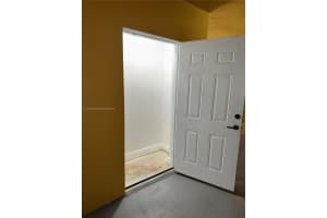 21100 SW 87th Ave APT 303, Cutler Bay, FL 33189, Sold 05/30/25