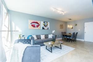 17620 Atlantic Blvd APT 519, Sunny Isles Beach, FL 33160, - MLS#A11745221