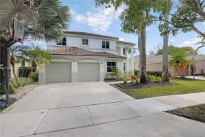 932 Nandina Dr, Weston, FL 33327, Sold 07/03/25