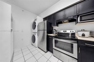 5091 NW 7th St, Miami, FL 33126, Sold 07/30/25