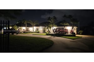 3000 Sw 130th Ave, Miami