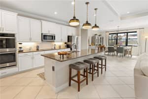 6210 Arcadia Sq Vero Beach, FL 32966 - MLS#A11745359
