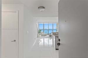 601 Ne 36th St 3011, Miami