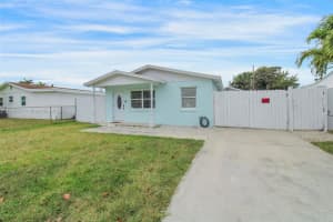 2005 Park St, Lake Worth Beach, FL 33460, Sold 08/04/25