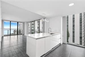 460 Ne 28th St 808, Miami