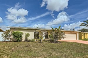 8637 Southampton Dr, Miramar, FL 33025, Sold 04/21/25