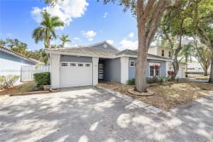 9964 NW 2nd Ct, Plantation, FL 33324, Sold 07/24/25