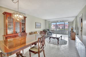 9181 Sunrise Lakes Blvd APT 210, Sunrise, FL 33322, Sold 05/28/25