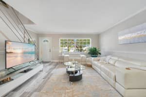 10708 NW 10th St, Pembroke Pines, FL 33026, Sold 05/27/25