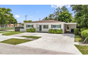 1300 Nw 132nd Ter, Miami