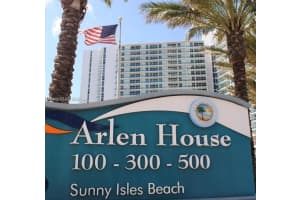 100 Bayview Dr 903, Sunny Isles Beach