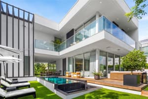810 W 47th Ct - The Ritz Carlton Miami Beach, Miami Beach