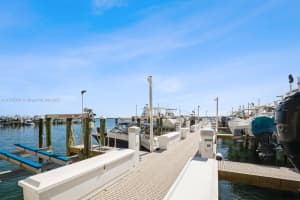 1915 Brickell Ave Miami, FL 33129 Sold 07/17/25