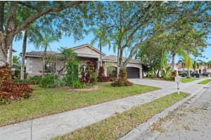 1047 SW 159th Way, Pembroke Pines, FL 33027, Sold 03/14/25