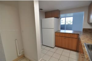 10090 NW 80th Ct APT 1447, Miami Lakes, FL 33016, Sold 06/20/25